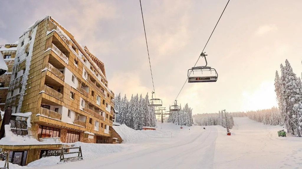 Kopaonik je najväčšie lyžiarske stredisko v Srbsku a jedno z najvýznamnejších zimných turistických centier v krajine. 