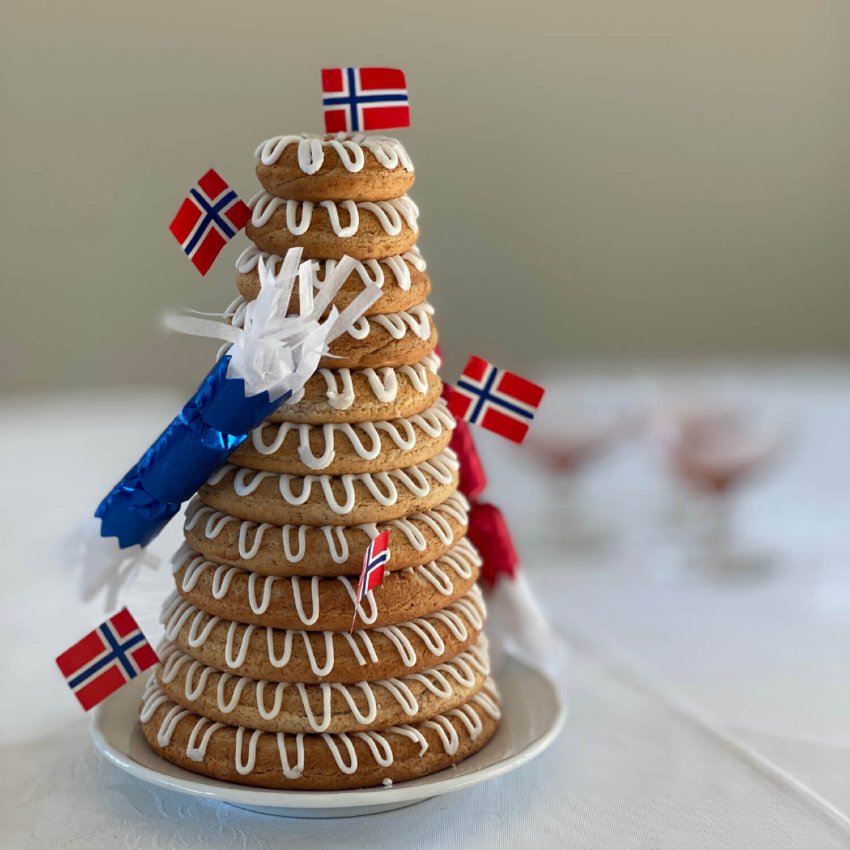  Kransekake