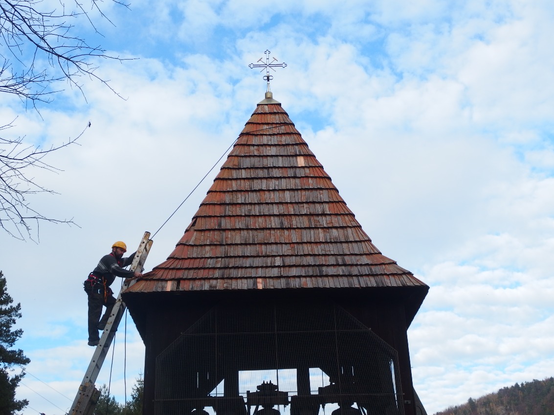  Rudňany - oprava strechy zvonice