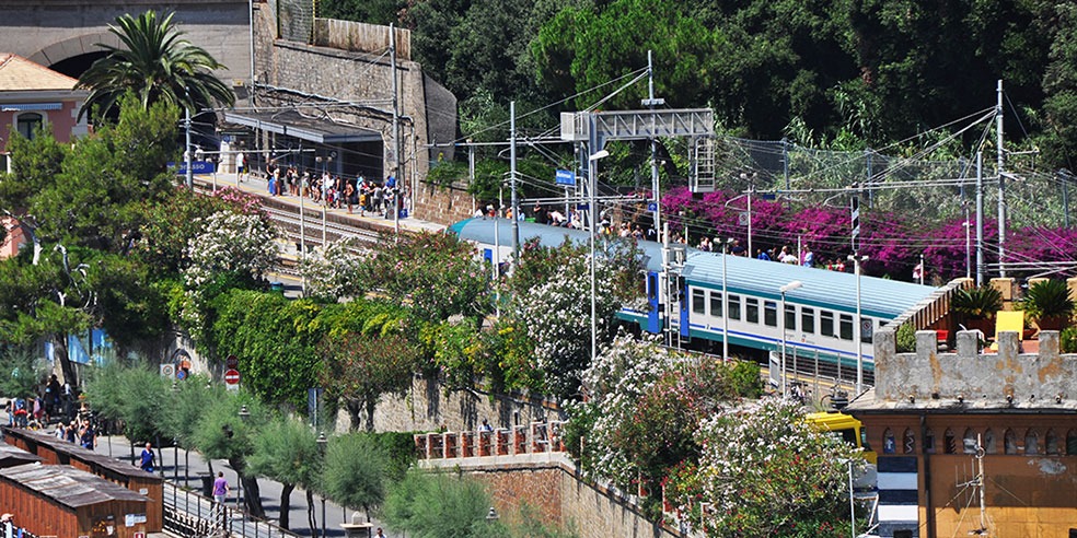 Cestovanie po Cinque Terre - Monterosso al Mare.