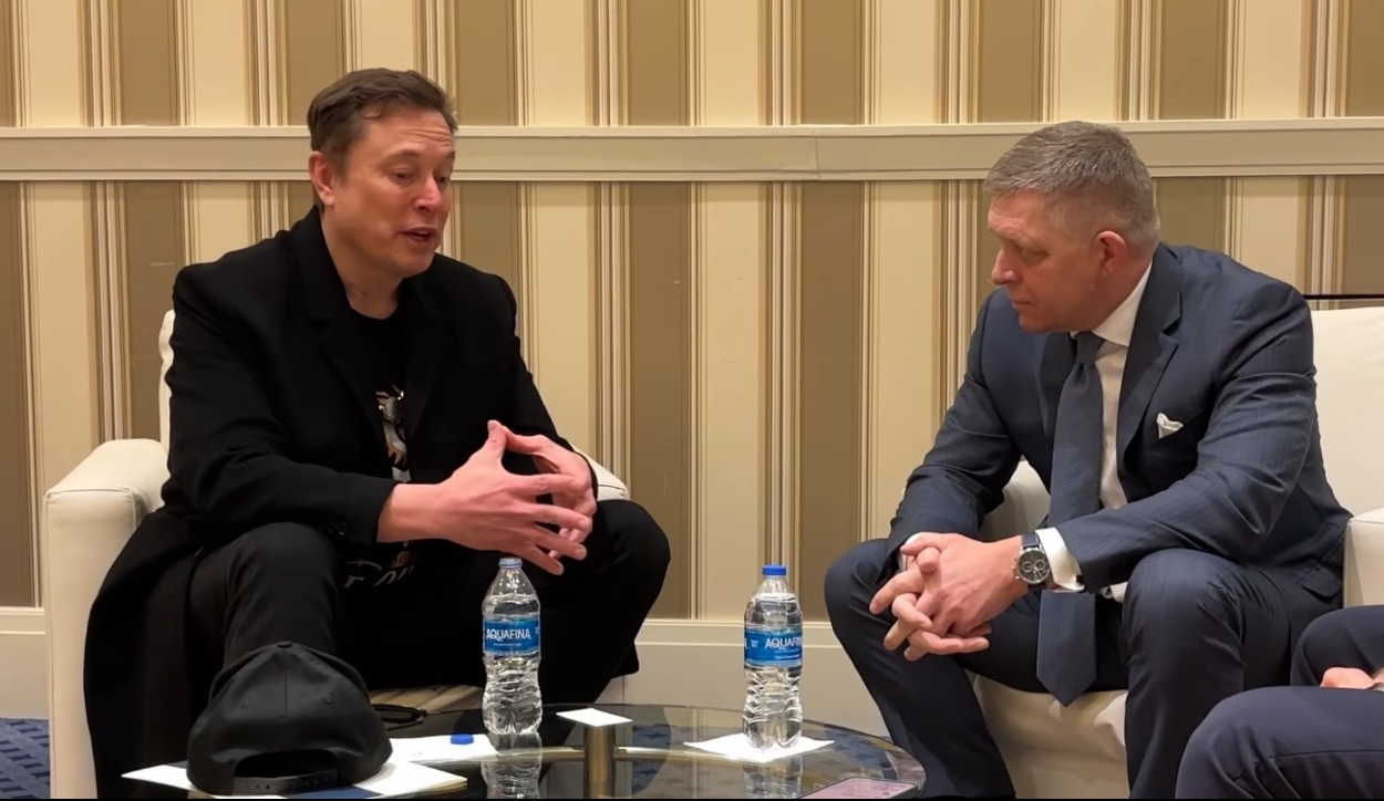 Robert Fico a Elon Musk