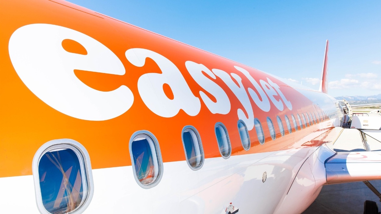 Toto jedlo a pitie ti na lety EasyJet, Ryanair, Jet2 a TUI nepovolia!