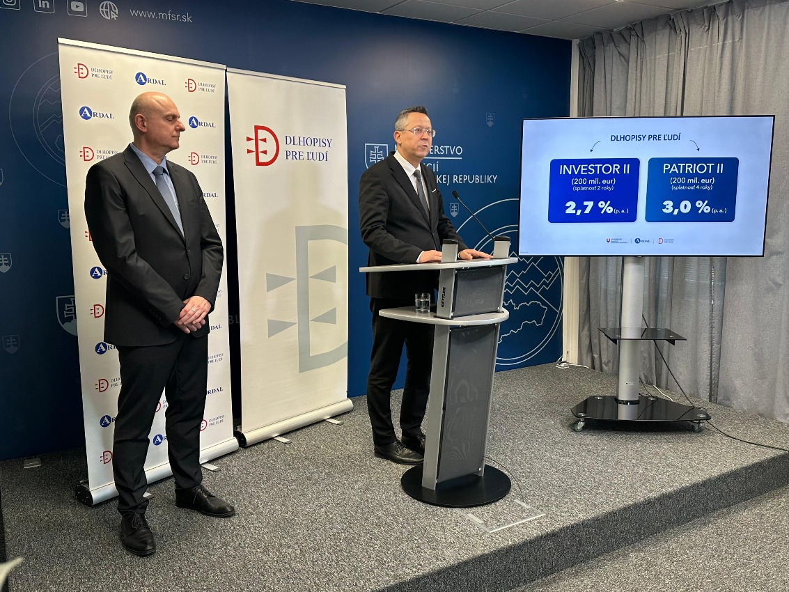Slovensko spúšťa predaj štátnych dlhopisov pre občanov: Bez daní a