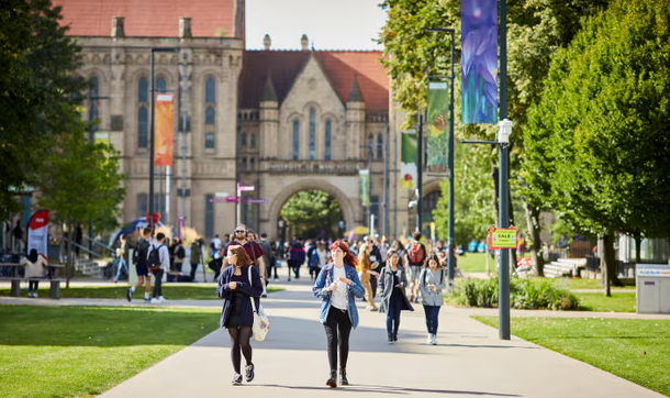 Spojené kráľovstvo sa pokúsilo vyjednať dohodu o tom, že zostane pridruženým členom programu Erasmus aj po brexite, ale finančná záťaž spočívala neprimerane na Spojenom kráľovstve.