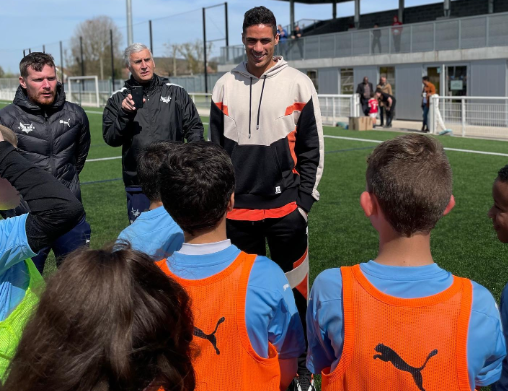 Varane a jeho futbalisti.