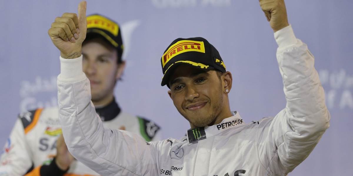 F1: Hamilton zvíťazil pred Rosbergom na VC Bahrajnu