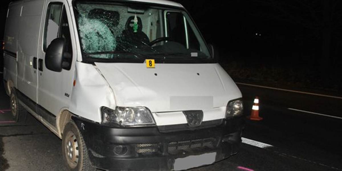 Pri obci Brezolupy sa zrazili dve autá: Nehoda si vyžiadala jednu zranenú osobu