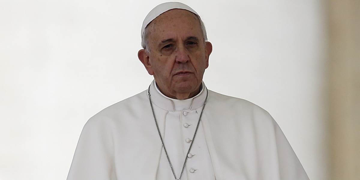 Pápež František poprosil o odpustenie pre kňazov, ktorí zneužívali deti