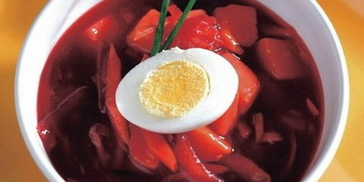 V nedeľu na obed pripravíme zeleninovú polievku s cviklou a černohorský rezeň