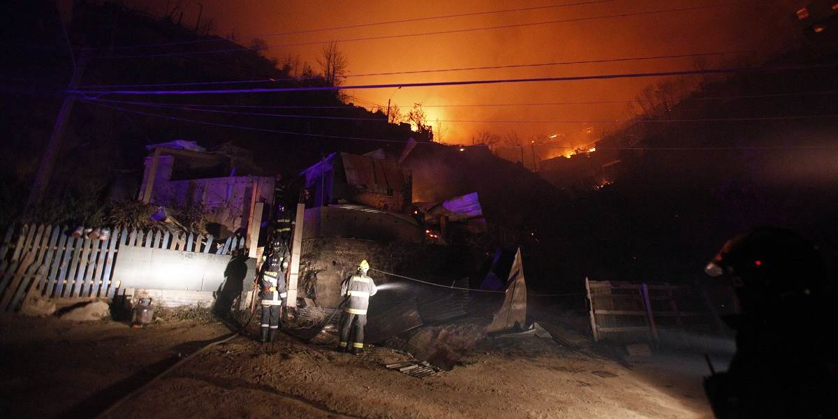 Pri požiari zhorelo 150 domov