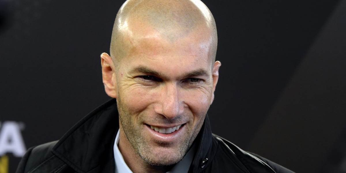 Zidane chcel byť trénerom Francúzska, tvrdí v knihe bývalý šéf FFF