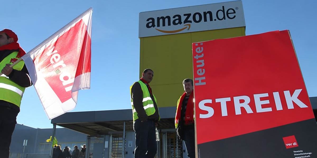 Tisíce pracovníkov Amazonu štrajkujú za lepšie platy