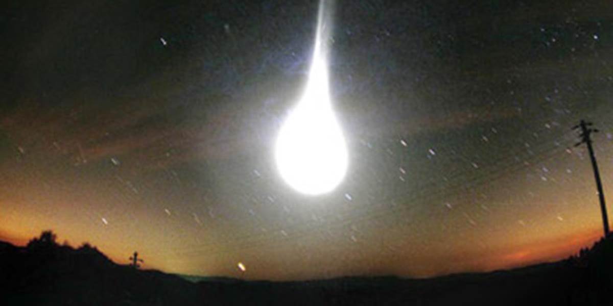 Nad Murmanskom explodovalo neznáme teleso z vesmíru