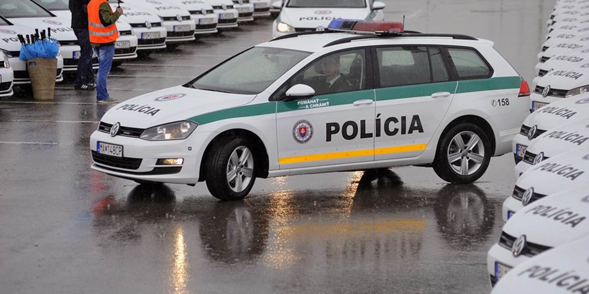 FOTO Veľká výmena policajných áut za 23 miliónov: Dostali aj elektromobil!
