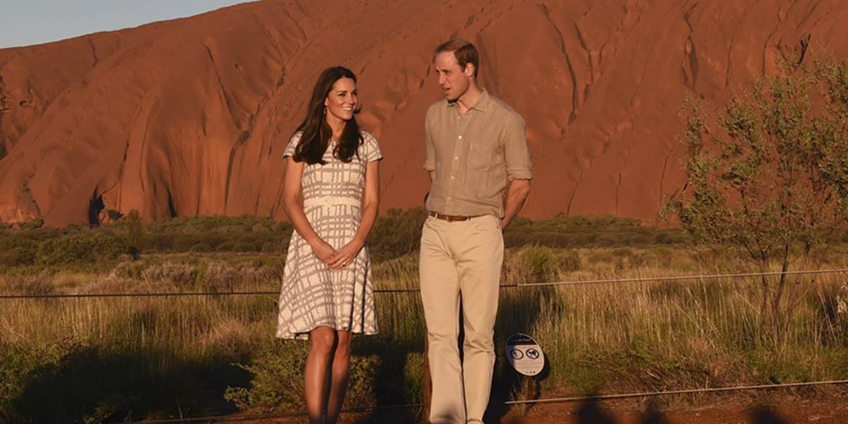 Princ William a Kate navštívili Uluru - posvätné miesto aborigénov