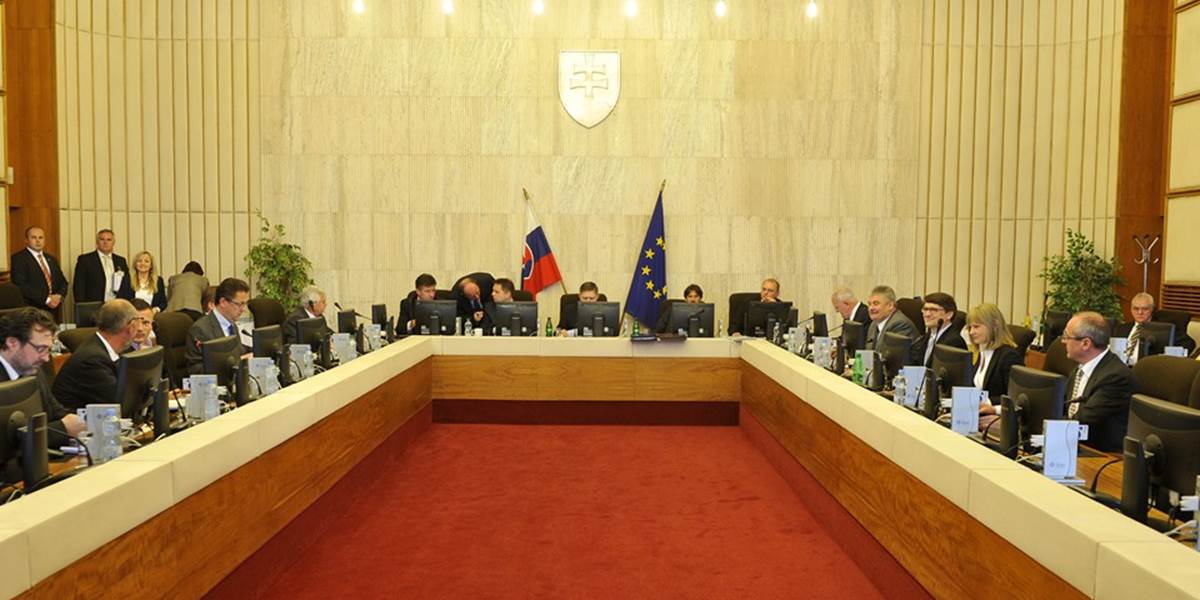 V Skalici sa dnes na spoločnom rokovaní zíde slovenská a česká vláda