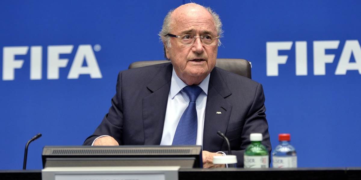 Blatter narazil v Hongkongu na demonštrantov