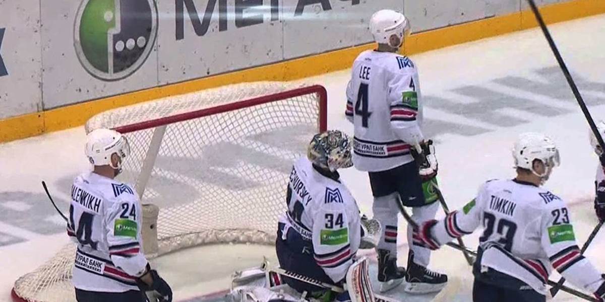 KHL: Štvrté finále pre Magnitogorsk, dramatický duel okorenila bitka i rekord