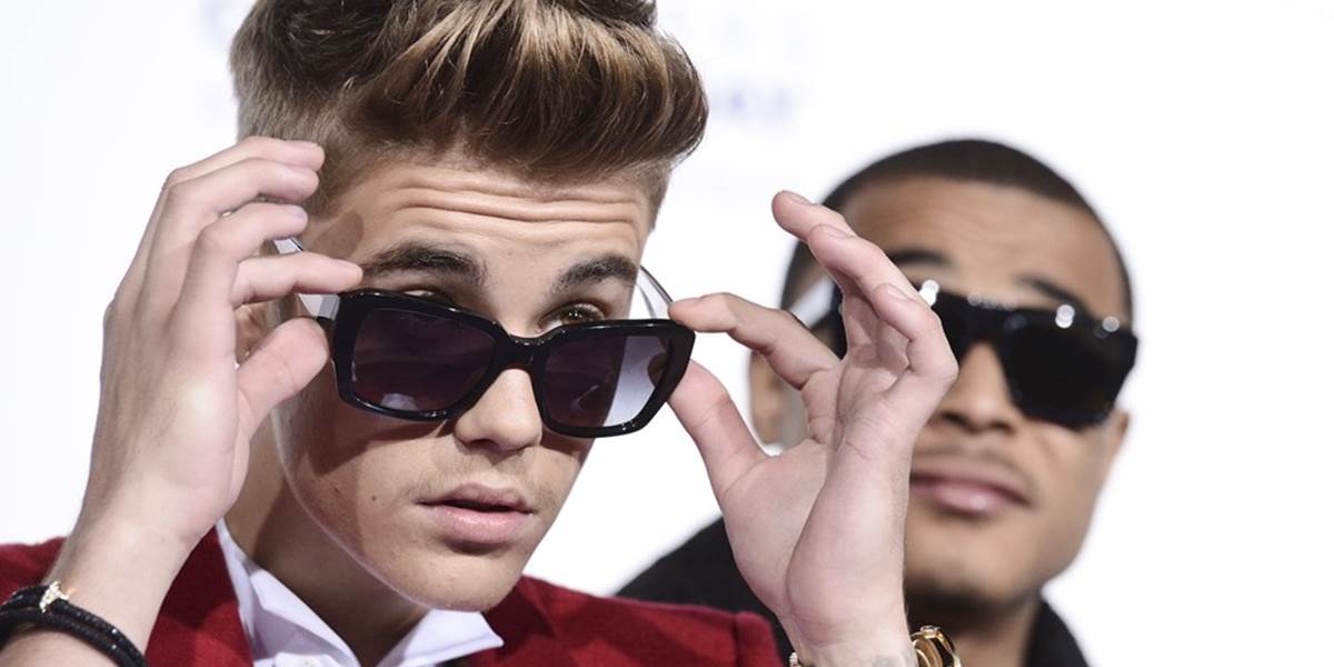 Justina Biebera zadržali na letisku v Los Angeles: Vypočúvali ho 4 hodiny!