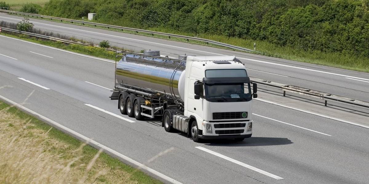 Kamióny sa presúvajú na diaľnice a rýchlocesty, potvrdzujú údaje z mýta