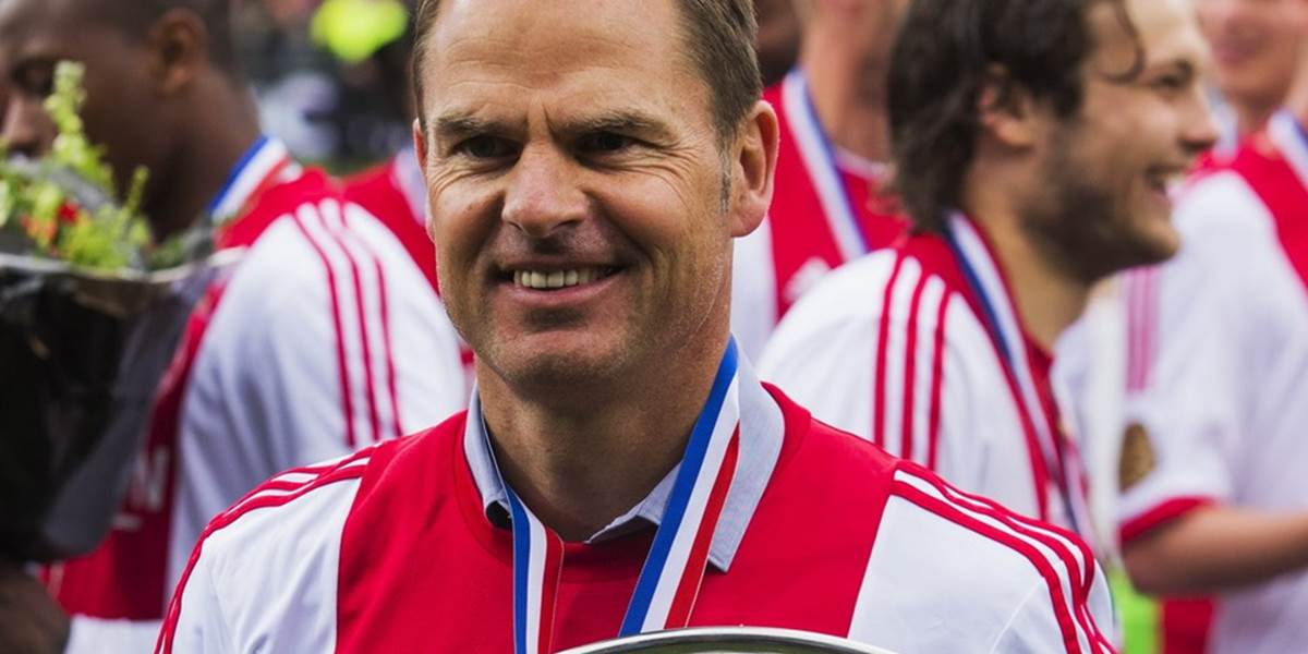 Tottenham poprel špekulácie o kontaktovaní de Boera z Ajaxu Amsterdam