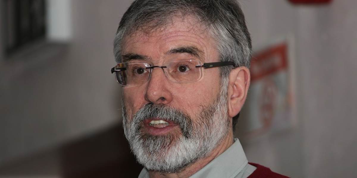 Polícia zatkla lídra severoírskej Sinn Féin