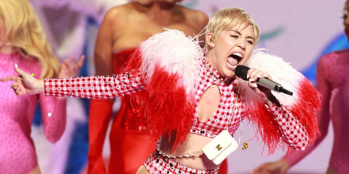 Miley Cyrus odložila ďalšie koncerty