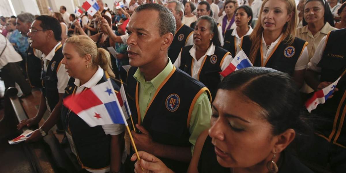 V Paname sa začali prezidentské a parlamentné voľby