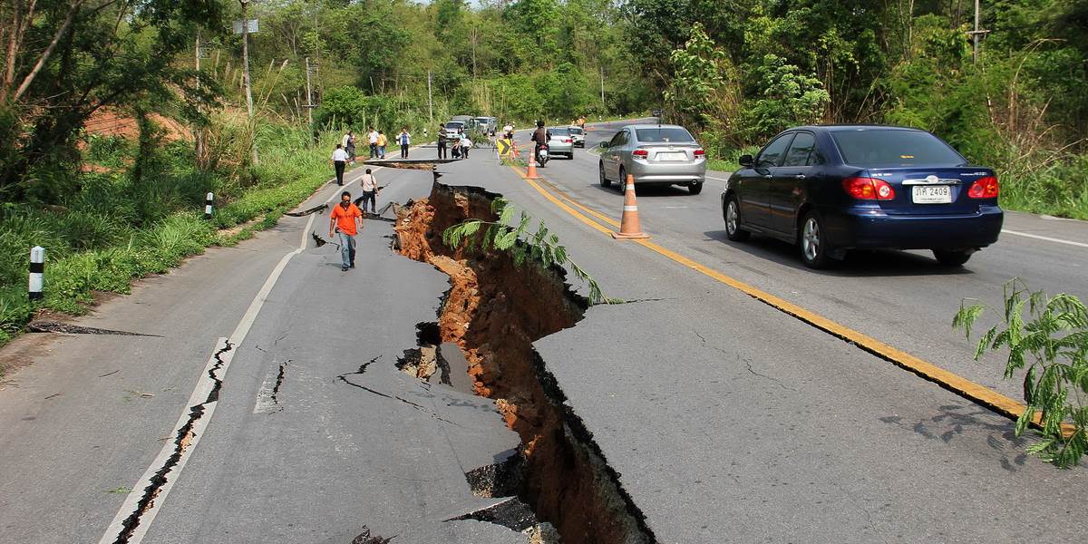 Sever Thajska zasiahlo silné zemetrasenie: Praskali cesty, zahynula jedna žena!