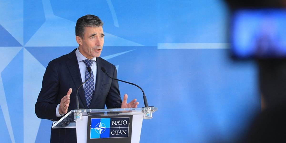 Šéf NATO pricestuje 14. mája na návštevu Slovenska