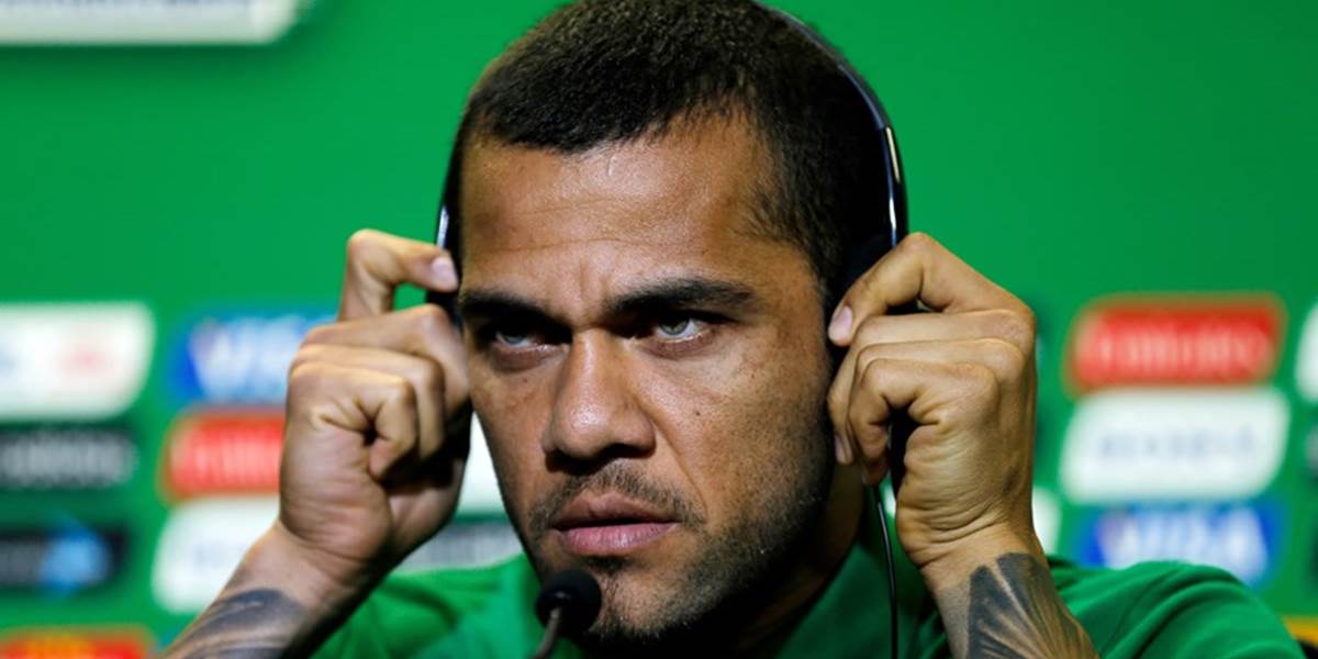 Villarreal dostal za rasistické urážky Alvesa pokutu 12.tisíc eur