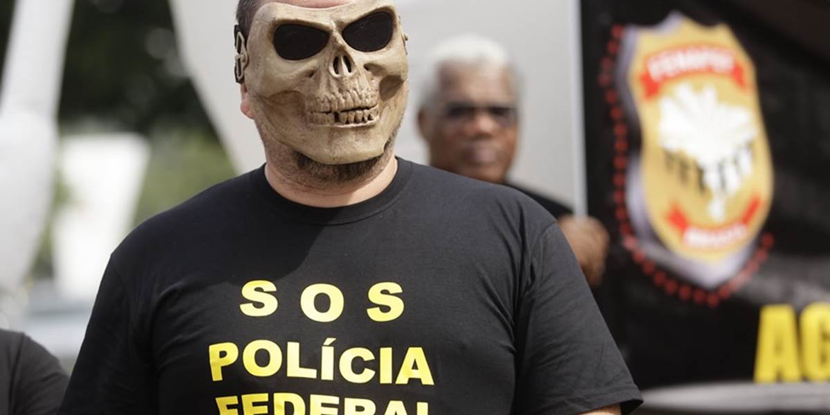 Federálna polícia v Brazílii pohrozila štrajkom počas šampionátu vo futbale