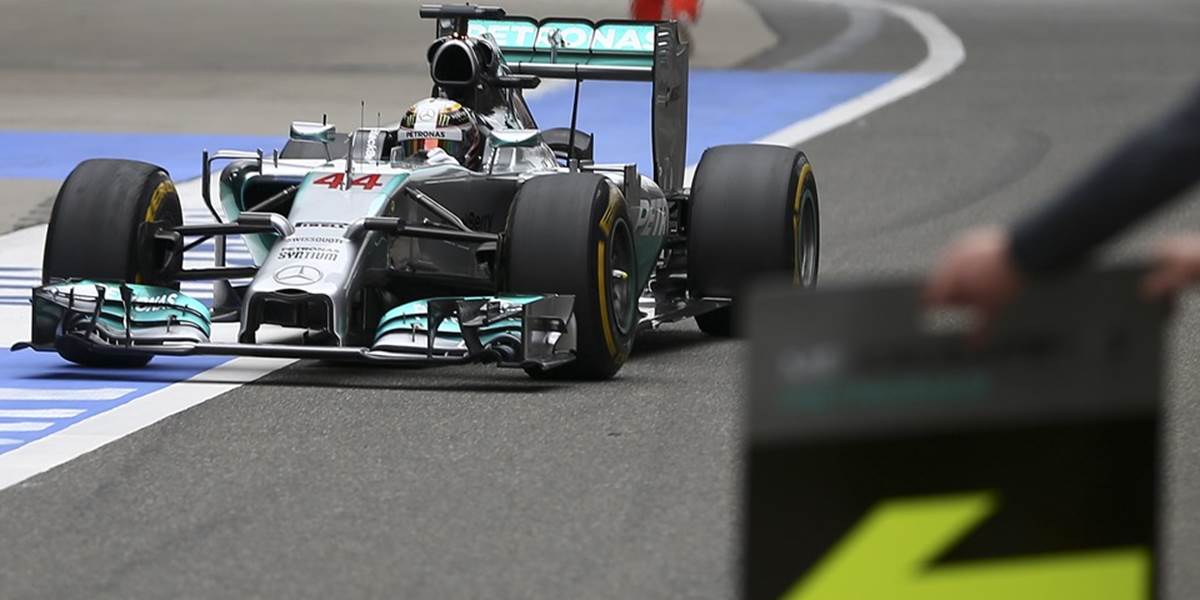 F1: Mercedes v Španielsku s cieľom zvýšiť náskok