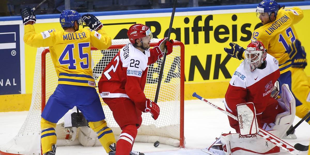 Švédi vstúpili do turnaja víťazstvom nad Dánmi