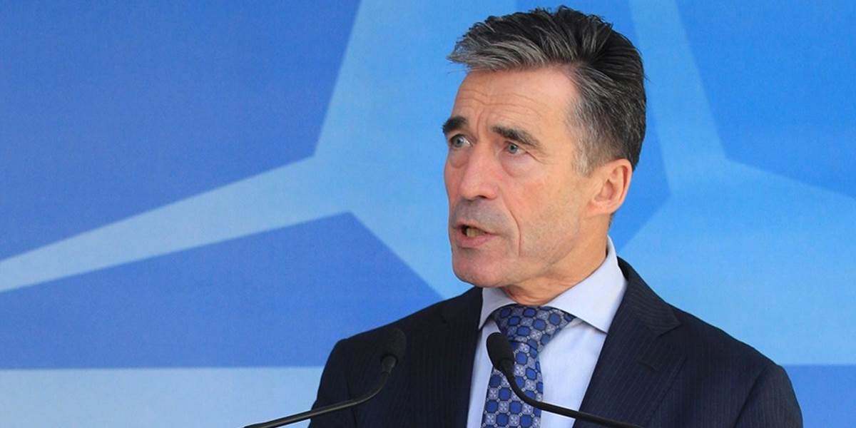 Rasmussen by mal zhodnotiť 10 rokov členstva Slovenska v NATO