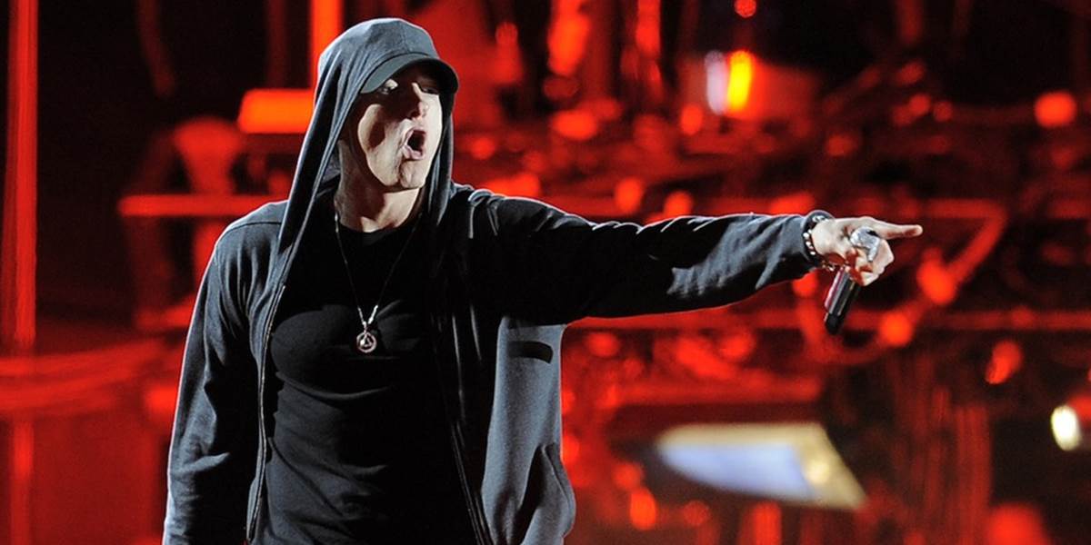 Eminem zverejnil videoklip ku skladbe venovanej jeho matke