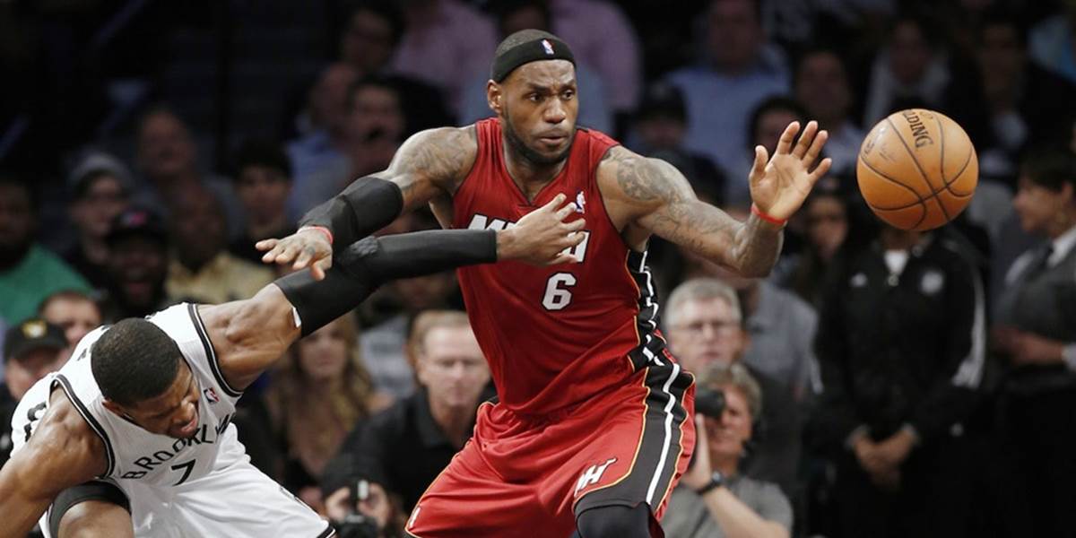 NBA: LeBron James zničil 49 bodmi Brooklyn