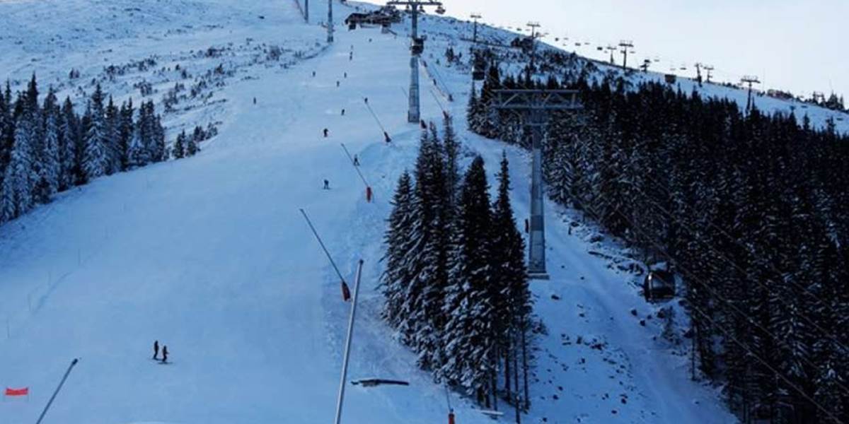 Tatry zahalil sneh: Napadlo do 20 cm nového vlhkého snehu!