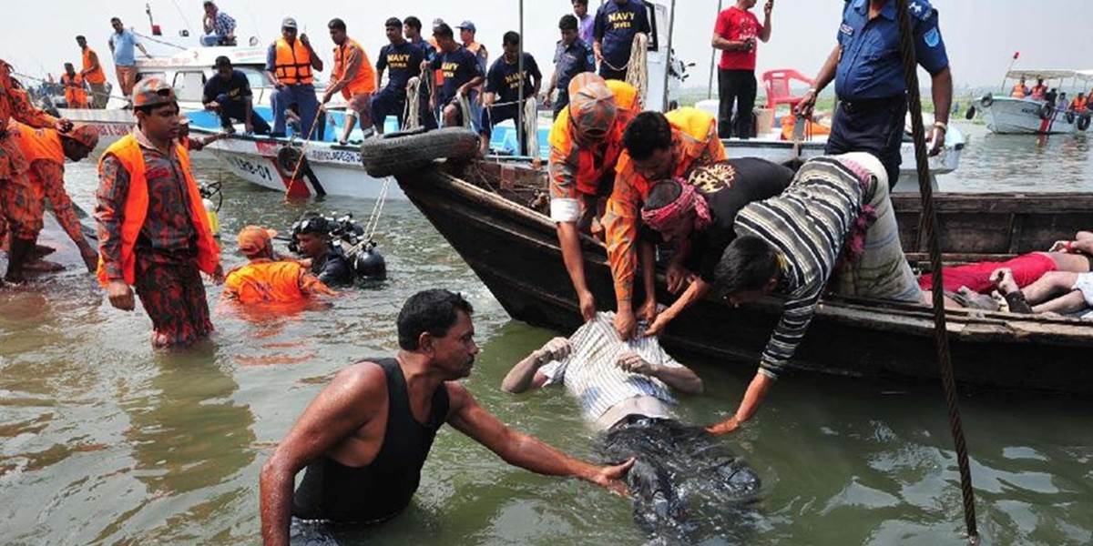 V Bangladéši se potopil trajekt s 200 cestujúcimi: Medzi obeťami je aj dieťa!