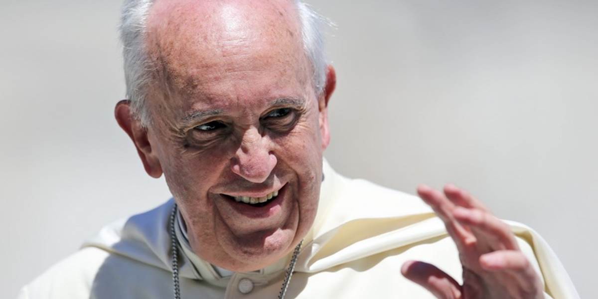 Pápež bude po Blízkom východe jazdiť v otvorenom aute
