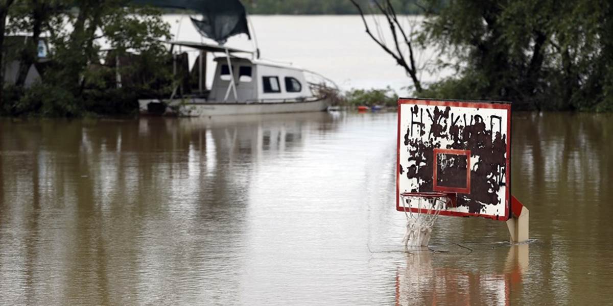 Povodňová situácia v Srbsku a Bosne je stále kritická