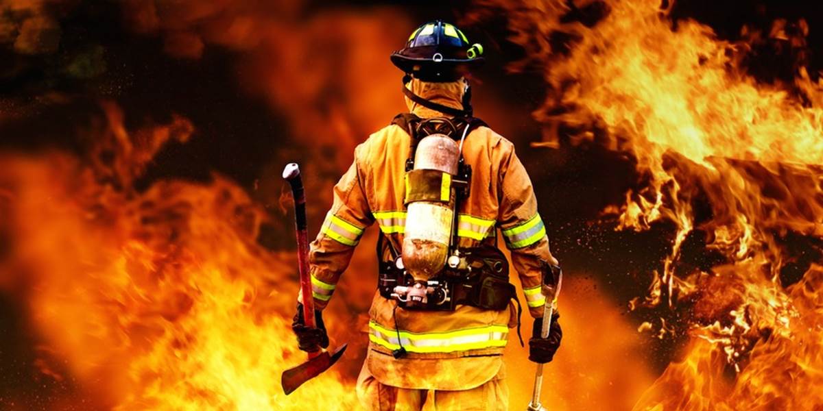 Rozsiahly požiar haly v Badíne: Škody sa vyšplhali na 300-tisíc eur!
