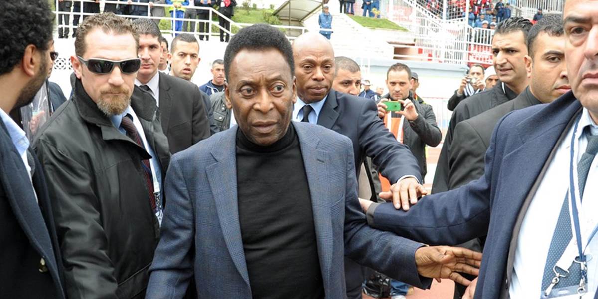 Pelé: Protesty a meškanie stavieb ohrozujú šampionát