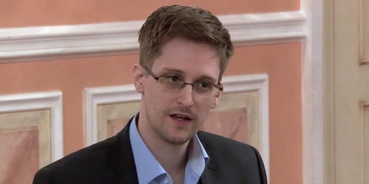 Škótsky parlament zváži udelenie azylu Snowdenovi