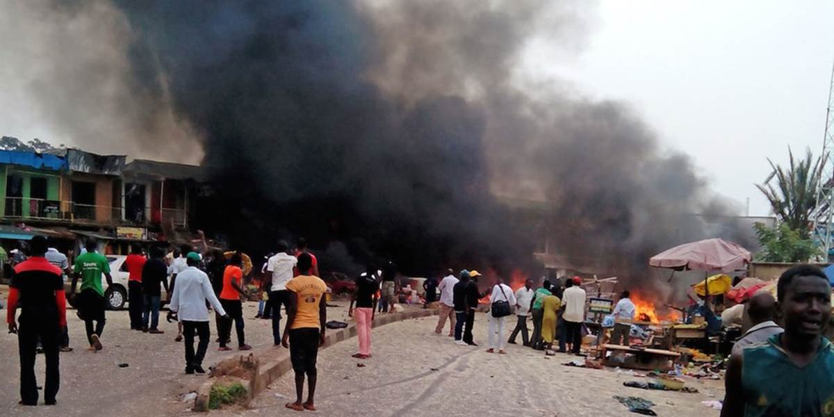 Bombové výbuchy v Nigérii majú už najmenej 118 obetí
