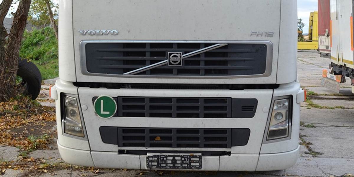 Zlodej na diaľnici v Bratislave vyprázdnil nádrž spiacemu kamionistovi