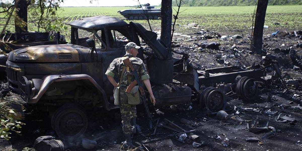 Konflikt na Ukrajine: Situácia na Ukrajine prerástla do občianskej vojny, tvrdí Putin!