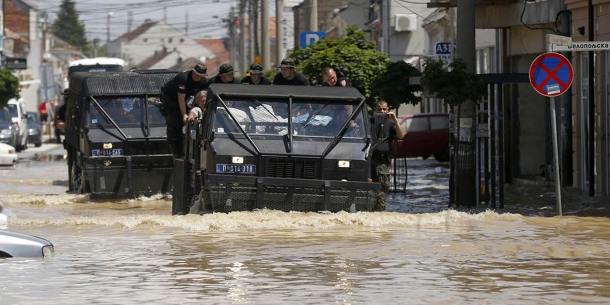 Povodne v Srbsku majú už 33 obetí, záplavová vlna na Dunaji bude nižšia