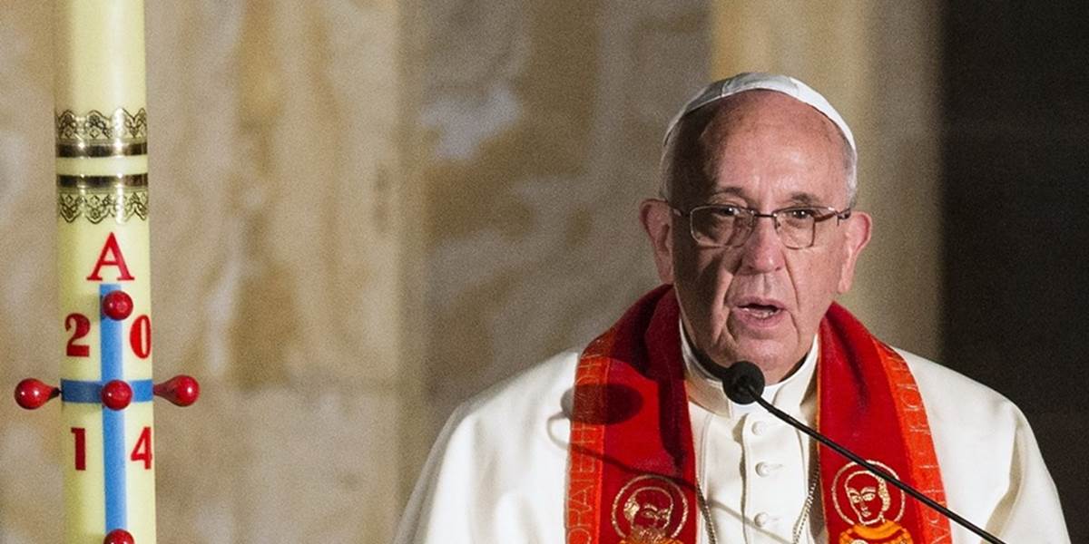 Pápež podporuje celibát kňazov, ale nepovažuje ho za nemennú dogmu