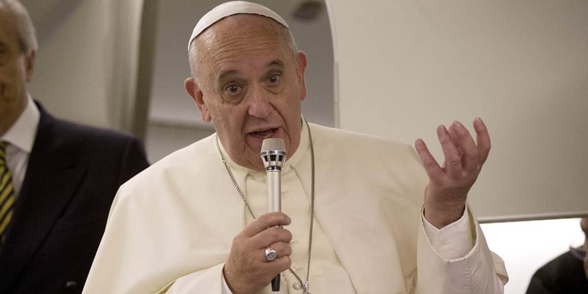 Odstupovanie pápežov bude normálne, predpovedá František